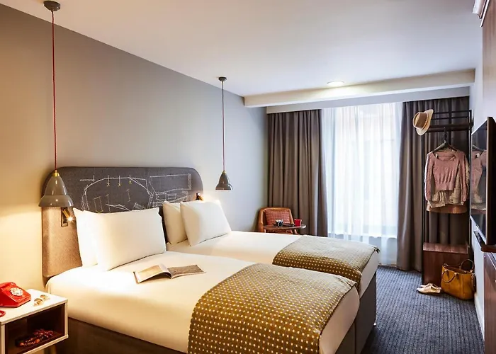 Best Hotels Near Leeds Train Station