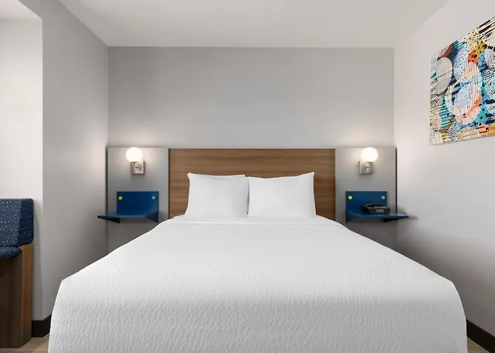 Best Tracy Hotels for Memorable Stays